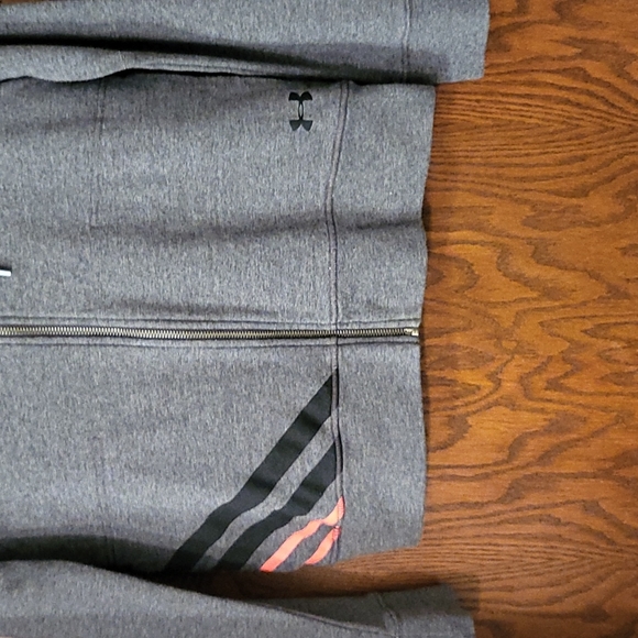 Under Armour hoodie with stripes - Picture 2 of 3